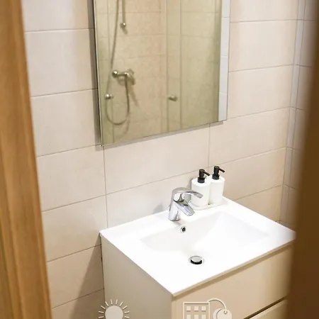 Lejlighed Roapart- De Lux Cu Si Mare La 2 Min De Plaja Mamaia