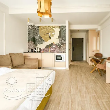 Lejlighed Roapart- De Lux Cu Si Mare La 2 Min De Plaja