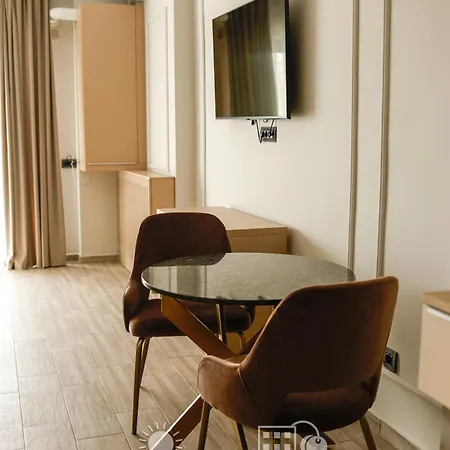 Lejlighed Roapart- De Lux Cu Si Mare La 2 Min De Plaja Mamaia