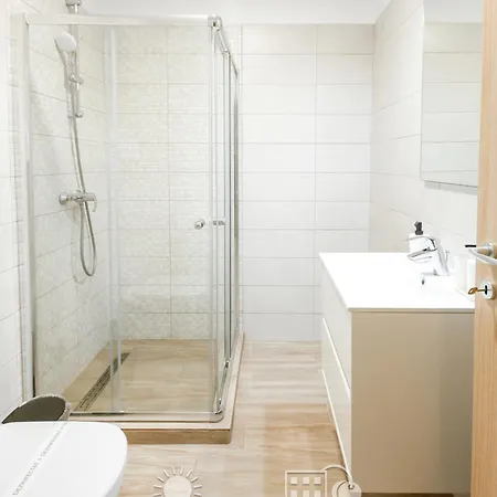 Roapart- De Lux Cu Si Mare La 2 Min De Plaja Mamaia