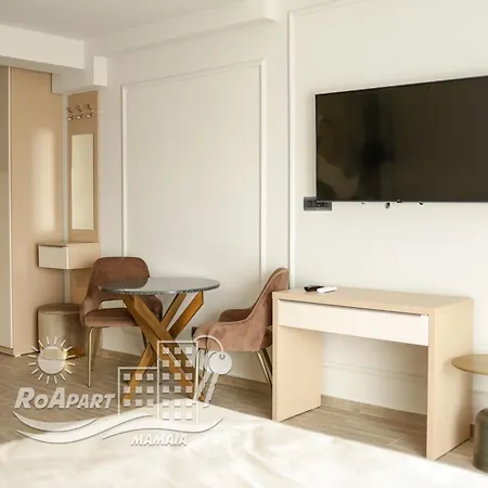 Apartment Roapart- De Lux Cu Si Mare La 2 Min De Plaja *