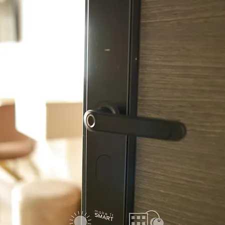 Apartment Roapart- De Lux Cu Si Mare La 2 Min De Plaja *