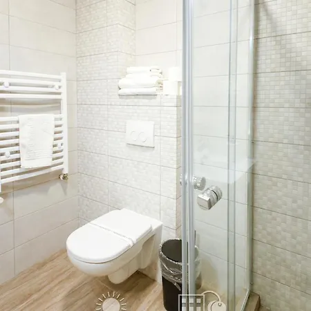 Appartement Roapart- De Lux Cu Parcare Si Mare La 2 Min De Plaja Mamaia