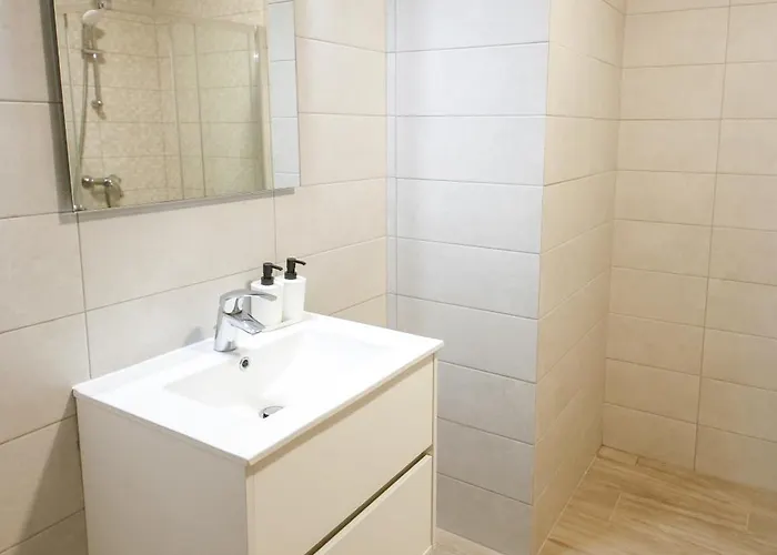 Διαμέρισμα Roapart- De Lux Cu Si Mare La 2 Min De Plaja *