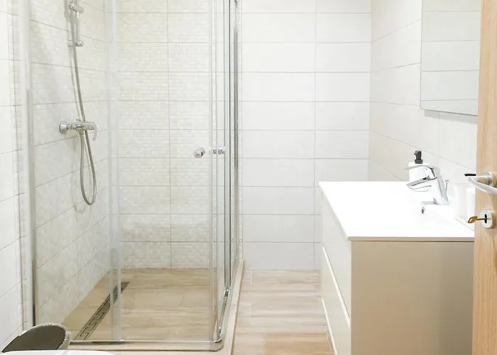 Roapart- De Lux Cu Si Mare La 2 Min De Plaja Mamaia