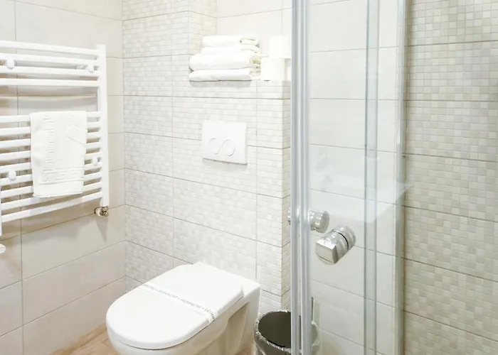 Διαμέρισμα Roapart- De Lux Cu Si Mare La 2 Min De Plaja Mamaia